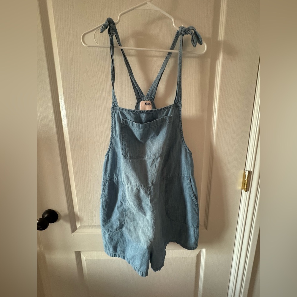 Lightweight chambray short alls